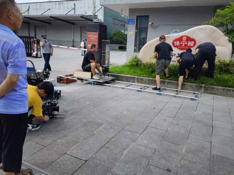 革吉县TVC拍摄：制造业专属TVC方案，用镜头展现企业硬核实力！